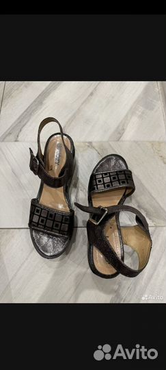 Босоножки на платформе