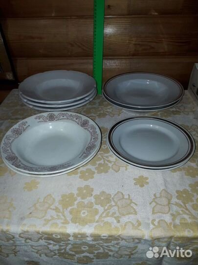 Сервиз столовый, тарелки