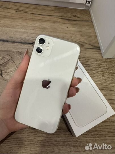 iPhone 11, 128 ГБ