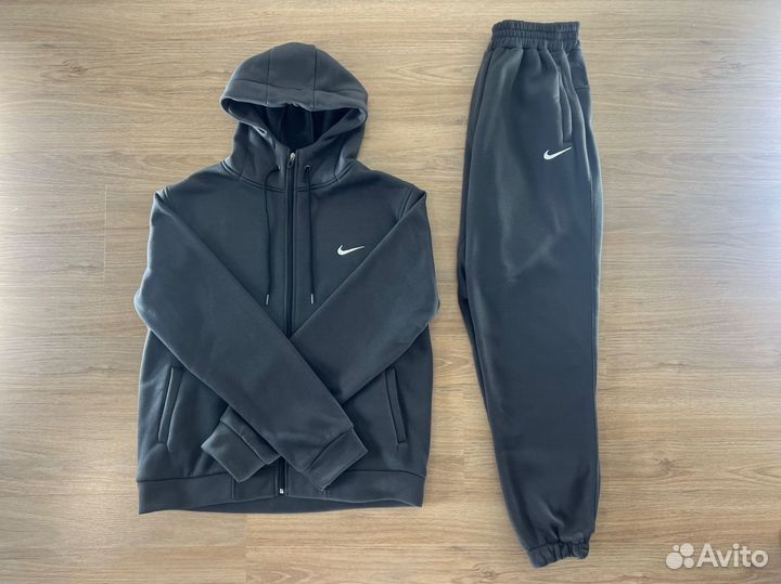 Спортивный костюм nike