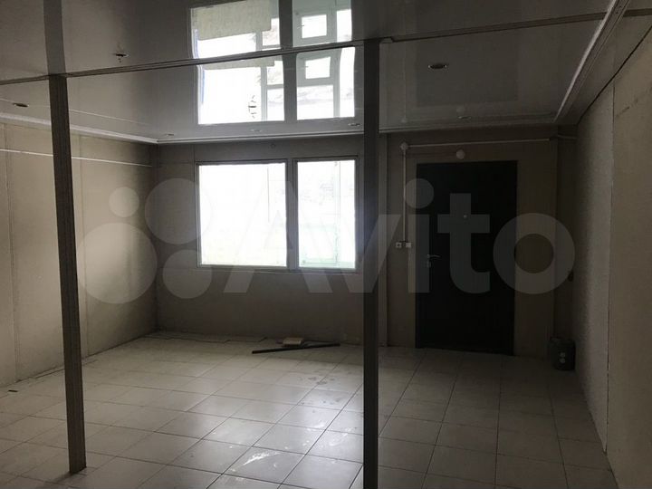 Торговый павильон с арендатором, 51.7 м²