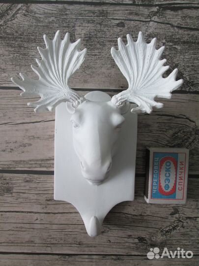 Настенные крючки