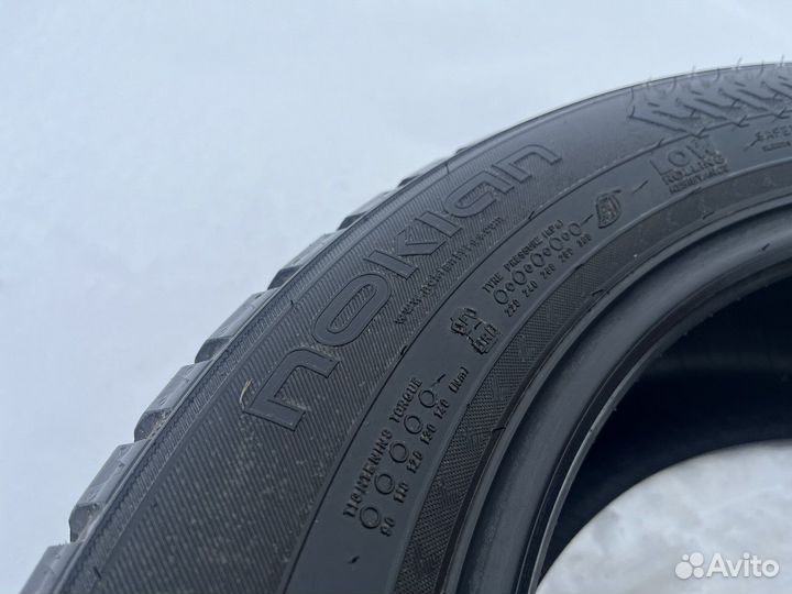 Nokian Tyres Hakkapeliitta 8 SUV 235/55 R18 104T