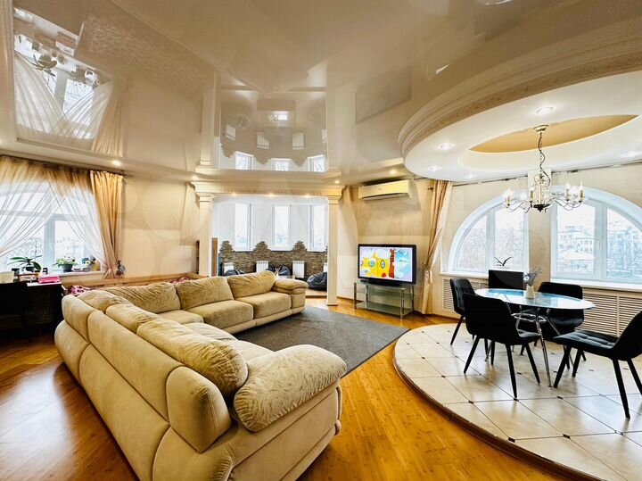 4-к. квартира, 120 м², 4/4 эт.