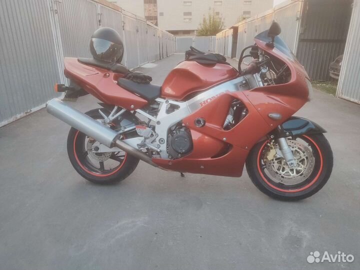 CBR919