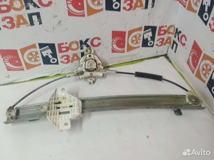 Ручной стеклоподъёмник задний левый Hyundai accent