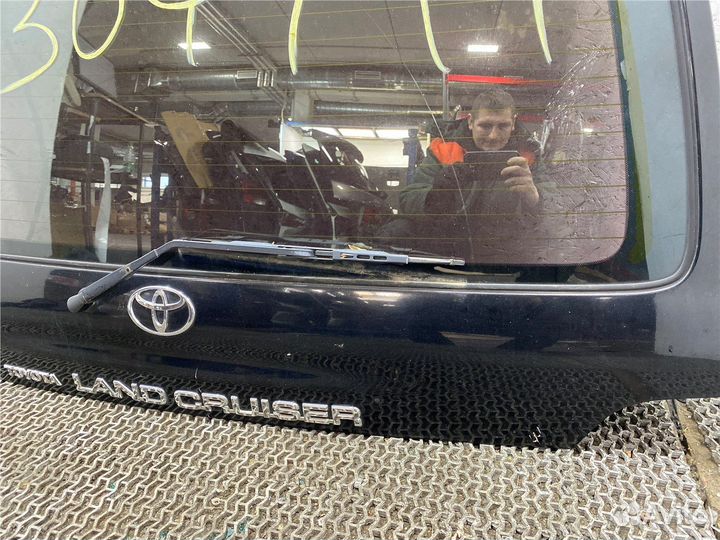 Крышка багажника Toyota Land Cruiser (100) , 2000