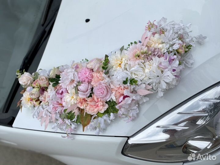Свадебные украшения на машину