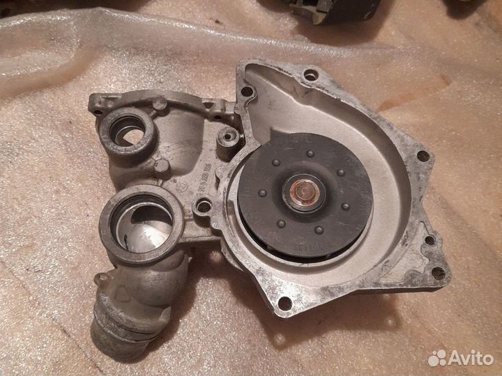 Водяной насос помпа bmw m62 ту в 44