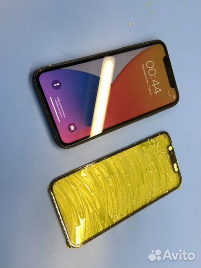 Замена стекла iPhone