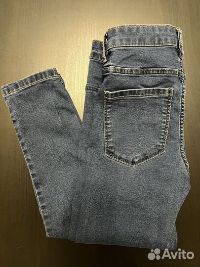 Джинсы