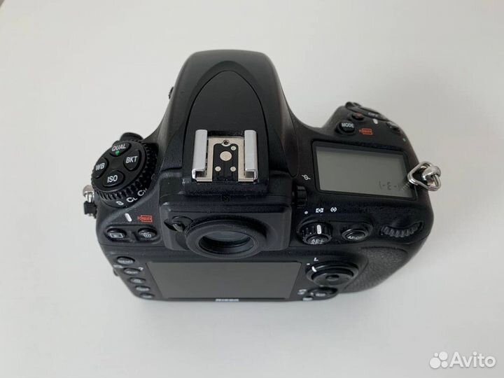 Камера Nikon D800