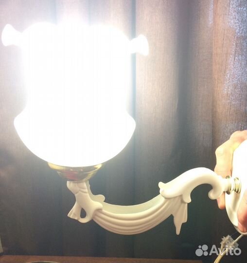 Светильники настенный и подвесной