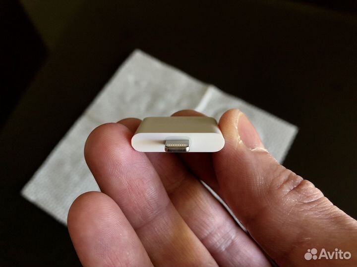 Apple Lightning to 30-pin Adapter