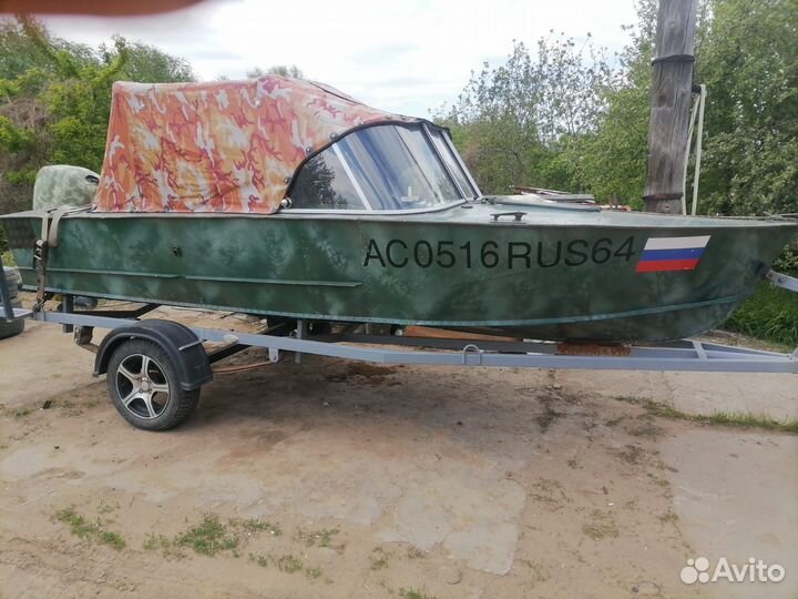 Моторная лодка