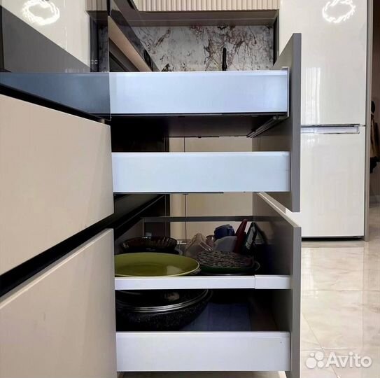 Кухни на заказ.Свое производство