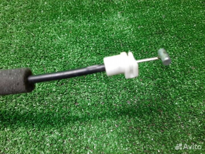 Замок двери передней правой Peugeot 3008 2010