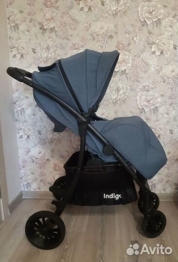 Прогулочная коляска indigo