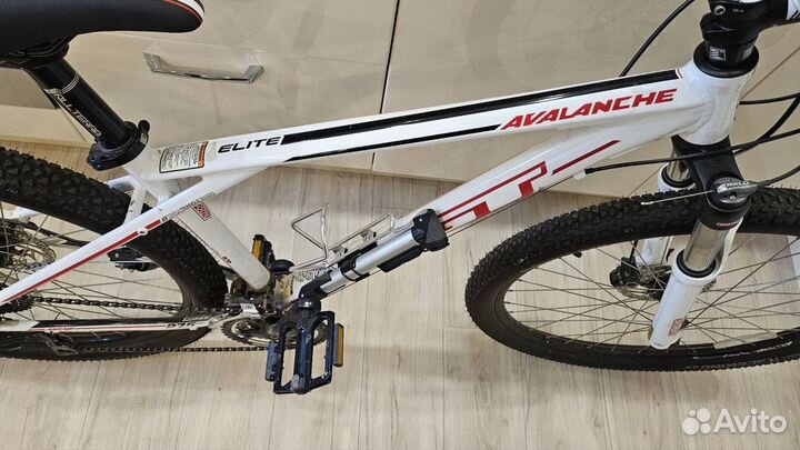 Крутой GT avalanche elite рама M, 27.5