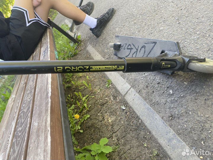 Трюковой самокат Teach team