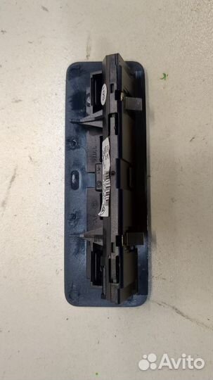 Дисплей компьютера Porsche Cayenne, 2010