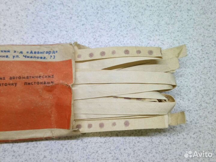 Пистоны,матрешка,композицыя