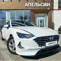 Hyundai Sonata 2.0 AT, 2019, 117 015 км, с пробегом, цена 2 478 000 руб.