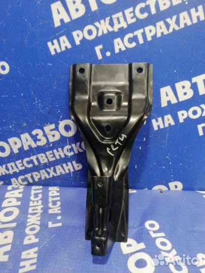 Кронштейн замка капота Hyundai Getz хэтчбек G4EE