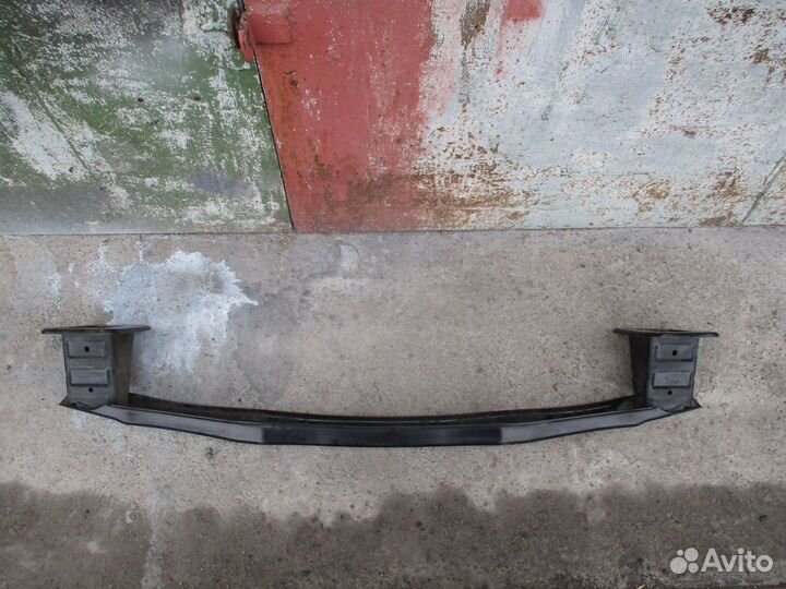 Брус кранштейн заднего бампера BMW X5 E70