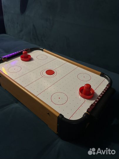 Настольный аэрохоккей