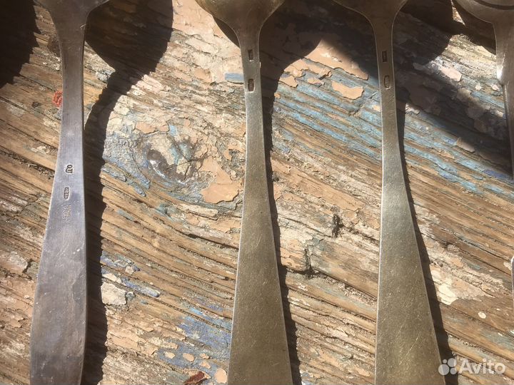 Ложки из серебра, мельхиор, вилки разные