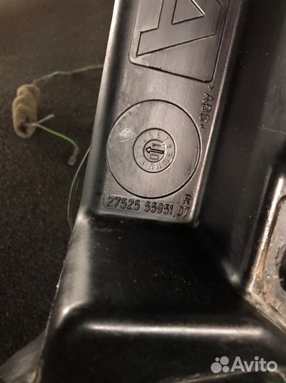 2752555951 Сабвуфер динамик Audi A8 D2