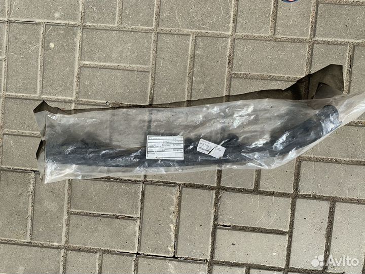 Уплотнитель двери BMW X6 F16