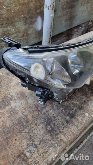 Фары передние toyota rav4