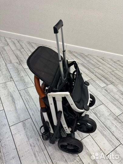 Прогулочная коляска babalo