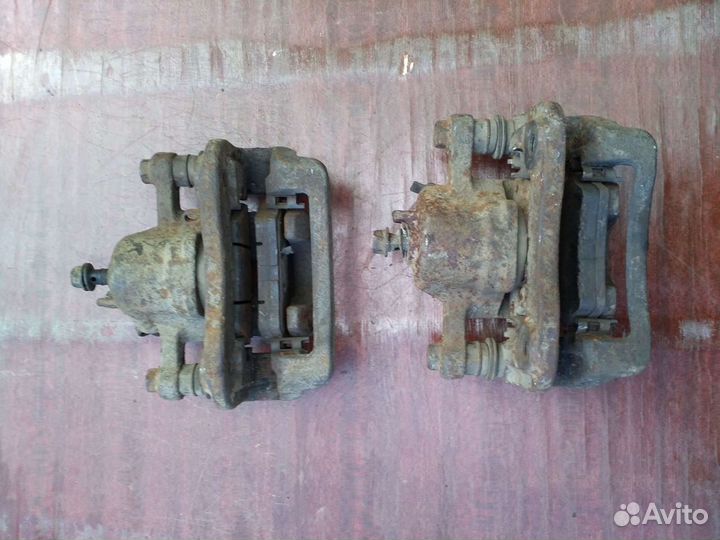 Задний суппорт Hyundai Tucson 2.0