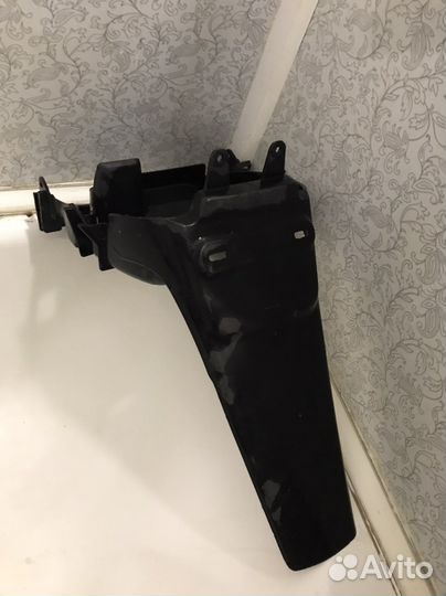 Заднее крыло Suzuki sepia