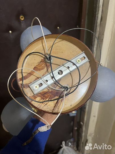 Люстра потолочная е27