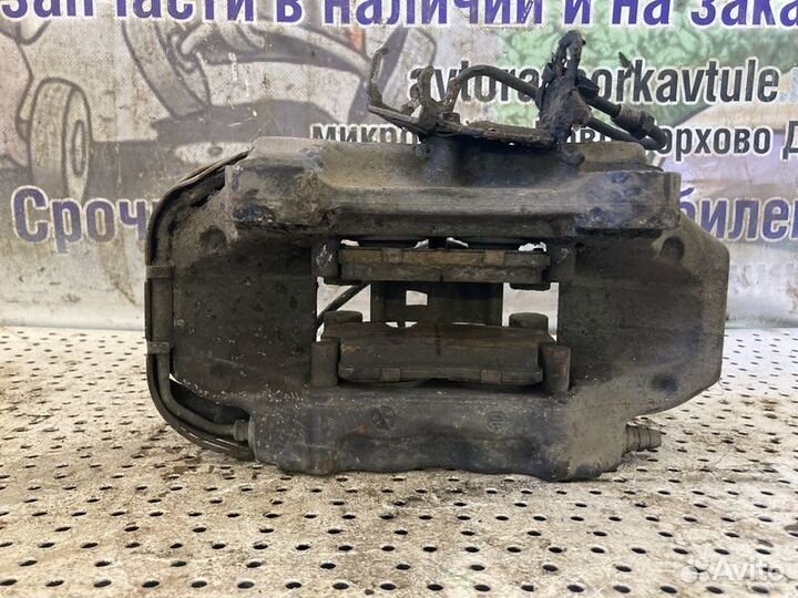 Суппорт задний правый Audi Q7 4.2 TDI