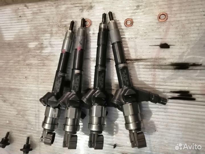 Форсунки 16600 аw 600 Nissan