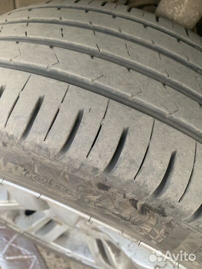 Kumho 722 235/45 R17