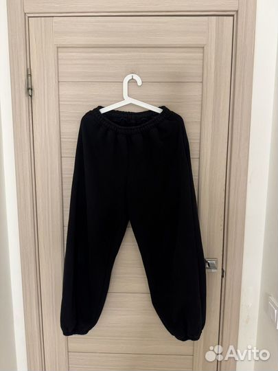 Спортивные штаны женские