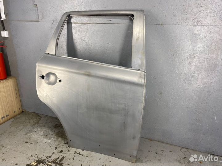 Дверь Mitsubishi Outlander 3 GF задняя правая