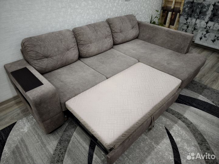 Диван угловой с атаманкой