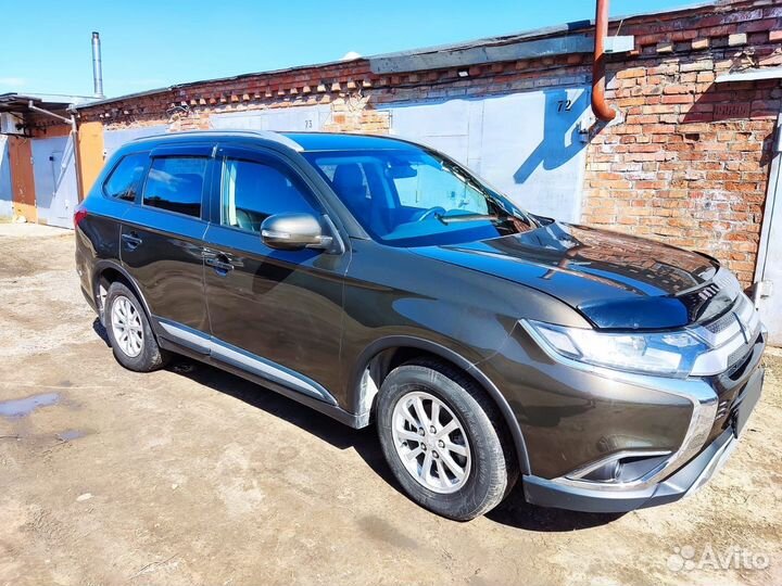 Mitsubishi Outlander 2.4 CVT, 2018, 28 000 км