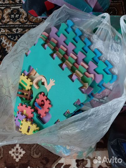 Детские развивающие игрушки