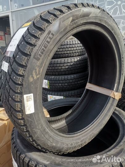 Pirelli Scorpion Ice Zero 2 245/45 R20 103H