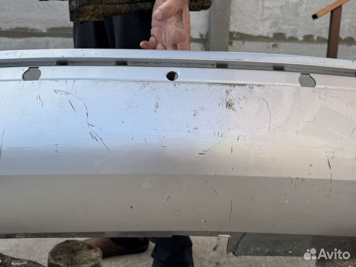 Бампер задниц skoda superb