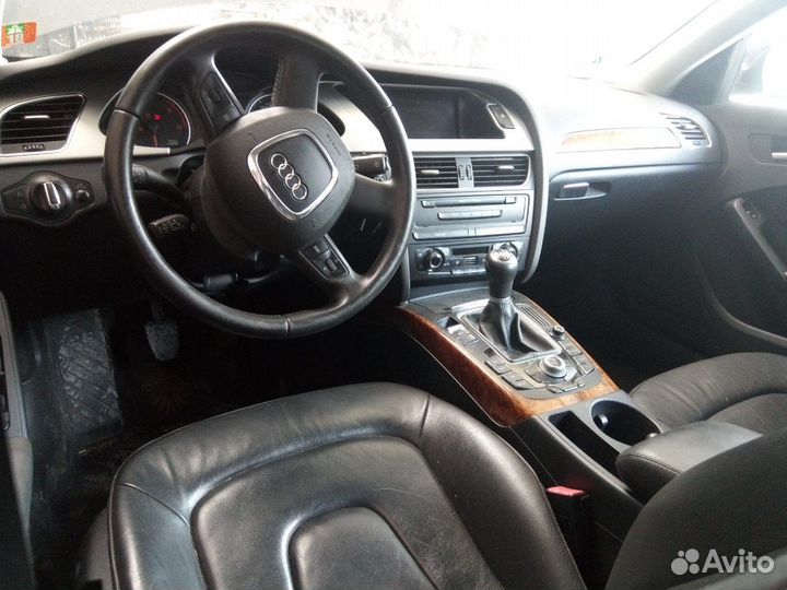 Петля двери задней левой для Audi A4 B8 8K0831401E