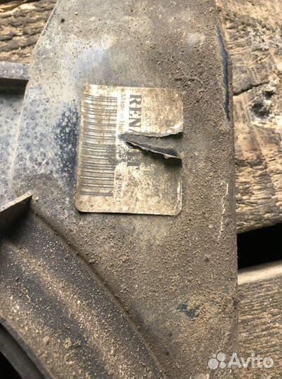 Вентилятор охлаждения renault logan sandero largus